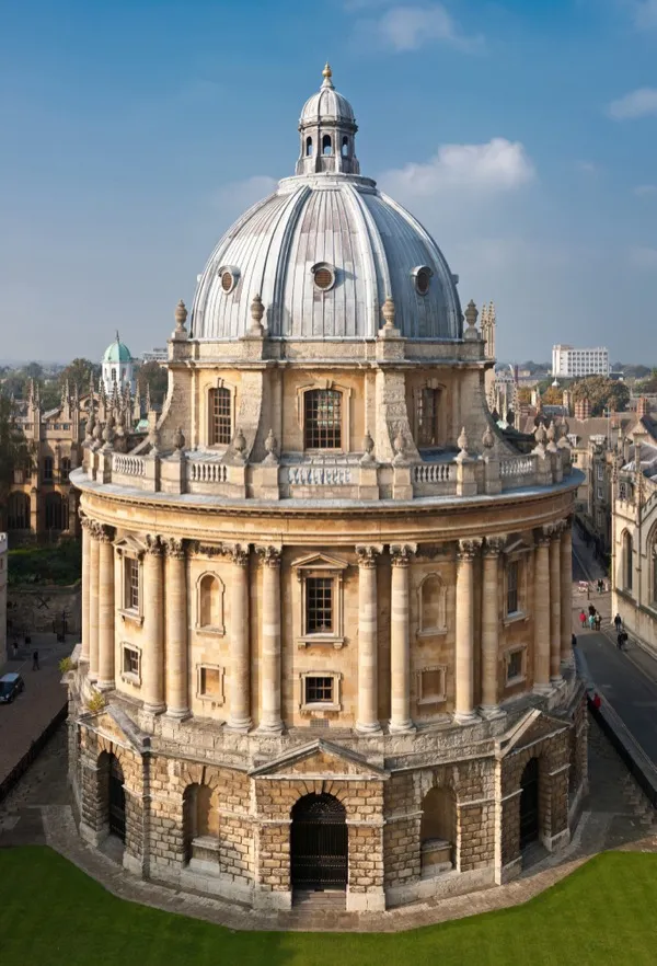 Radcliffe Camera — the heart of any first visit to Oxford