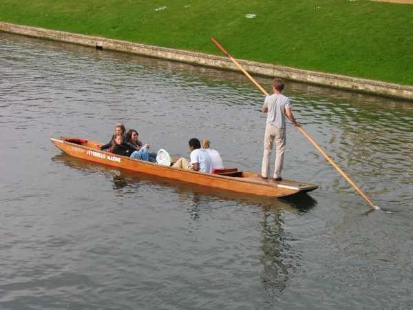 Punting on the river in summer — peak Oxford