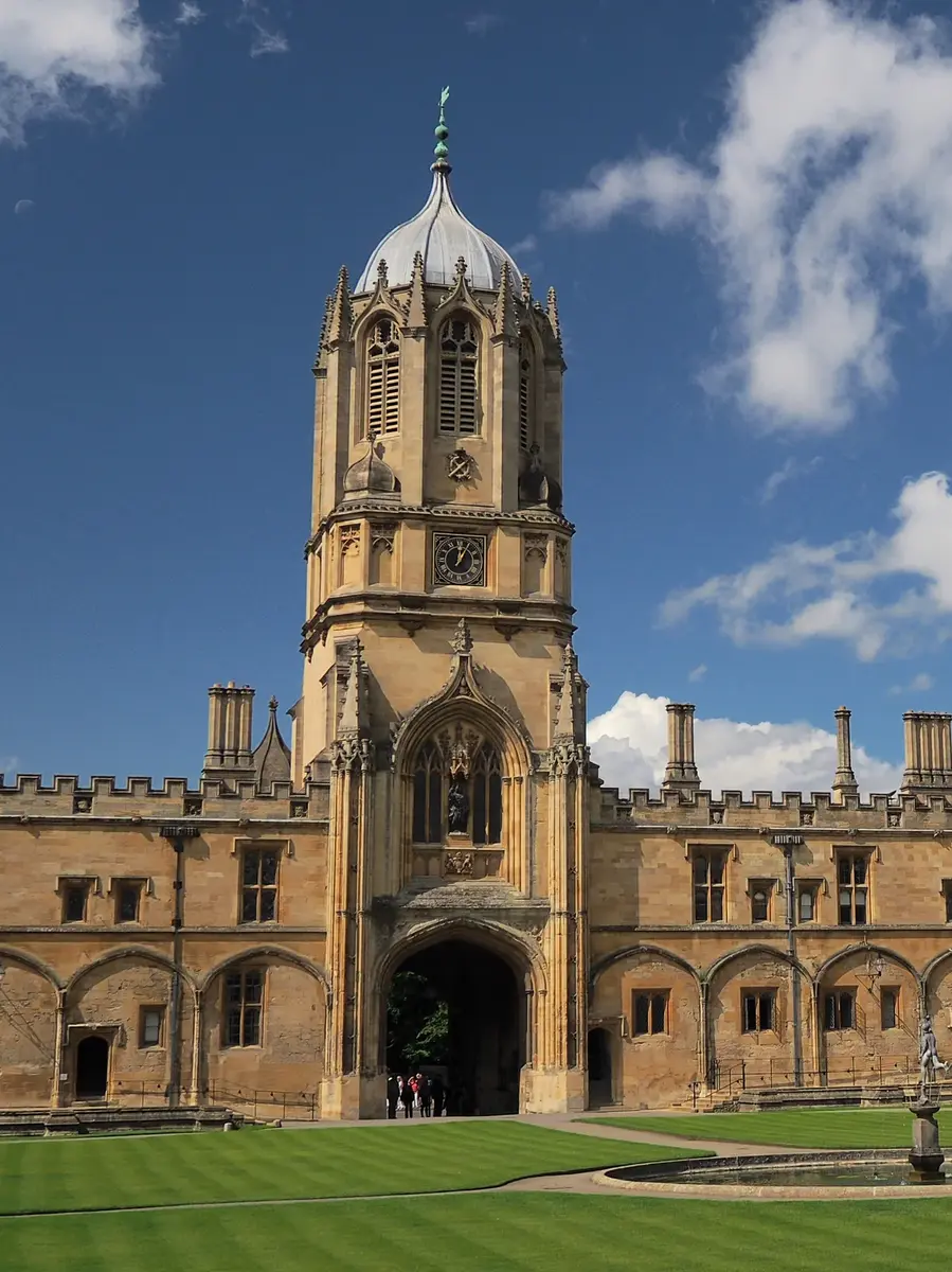 Tom Tower — Landmark, City Centre, Oxford