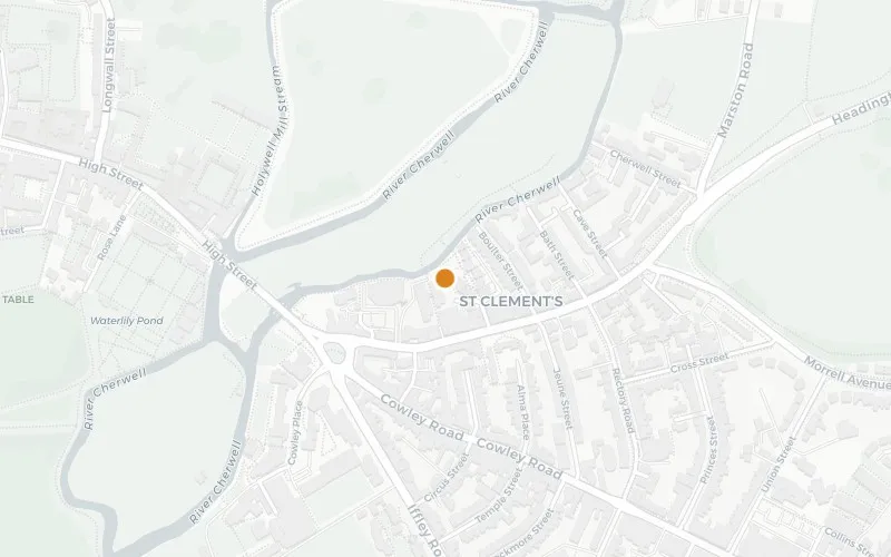 The Half Moon — Pub, Cowley Road, Oxford