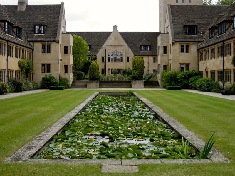 Nuffield College — College, City Centre, Oxford