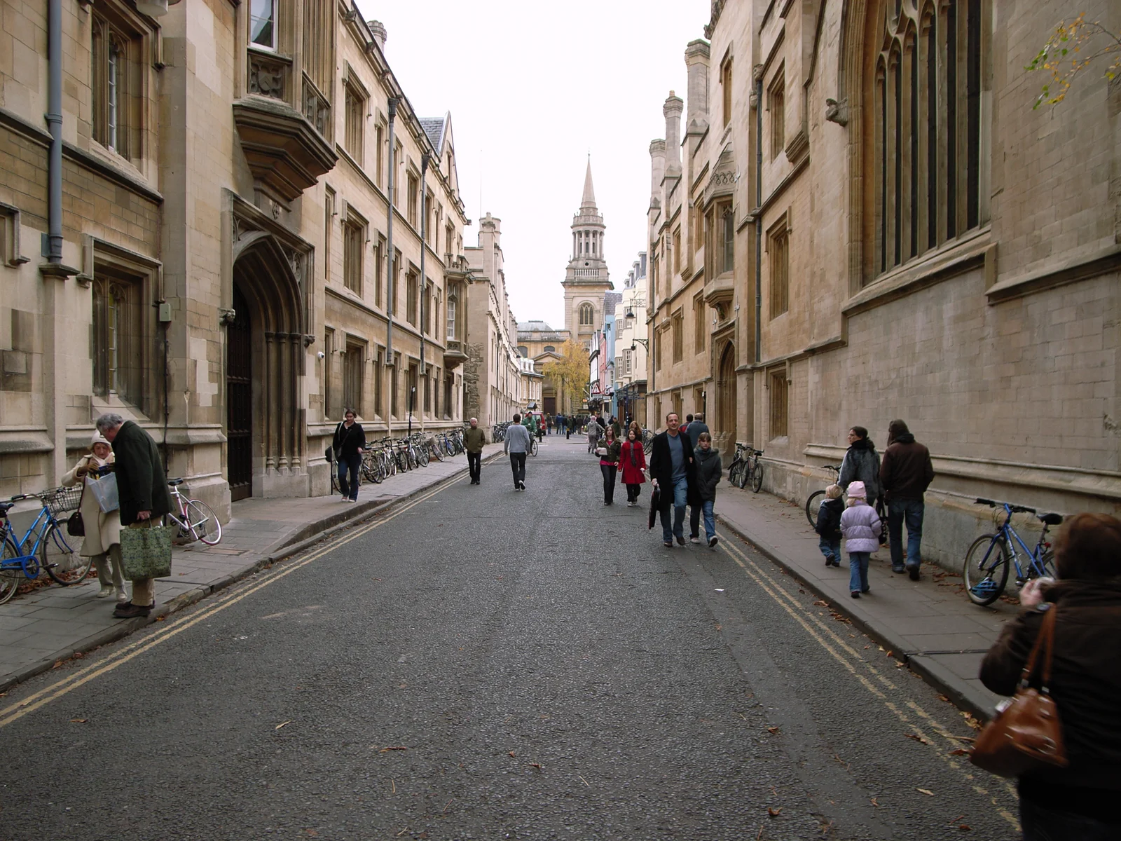 Turl Street, Oxford — narrow street between Broad and the High